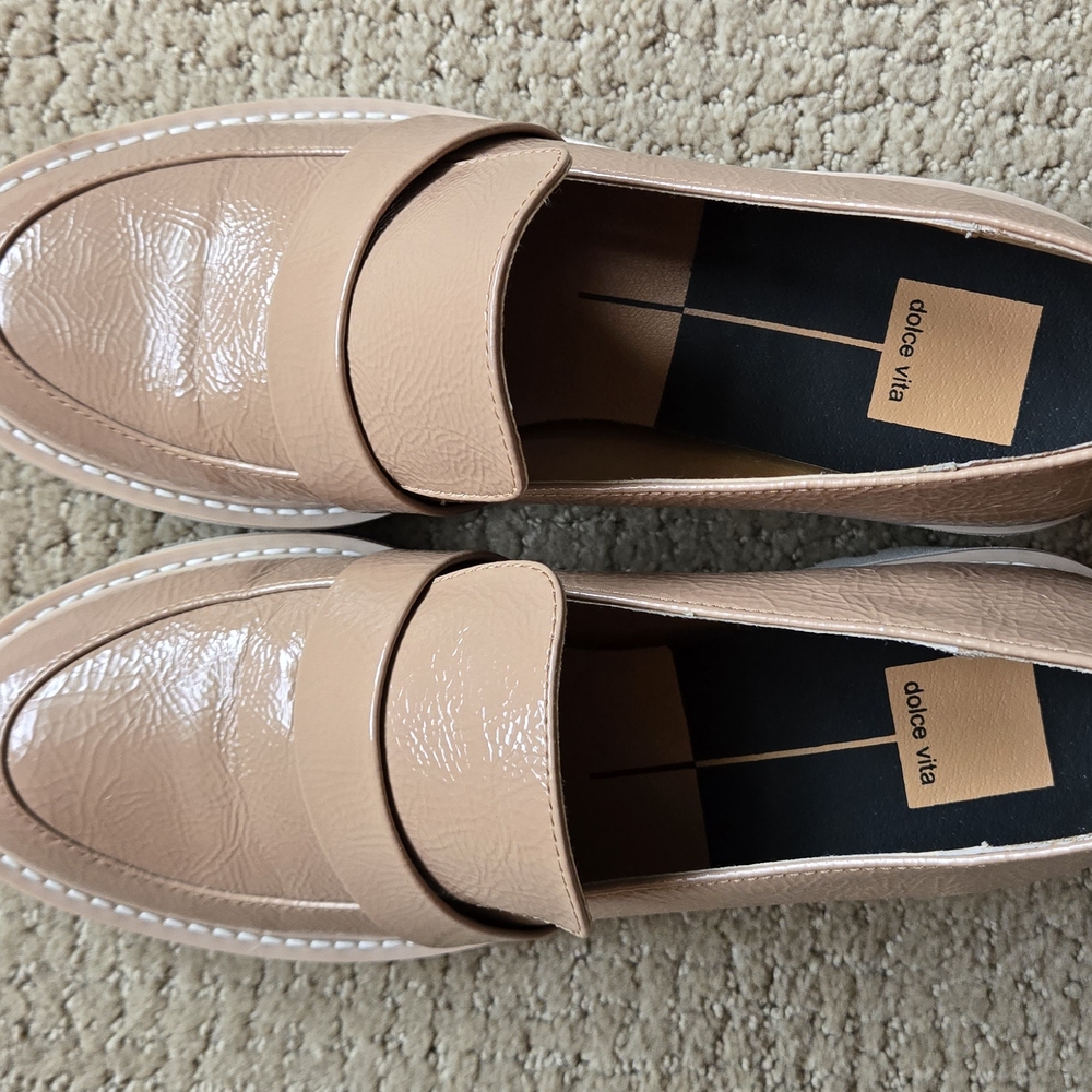 Dolce Vita Tan Loafers Classic Flats